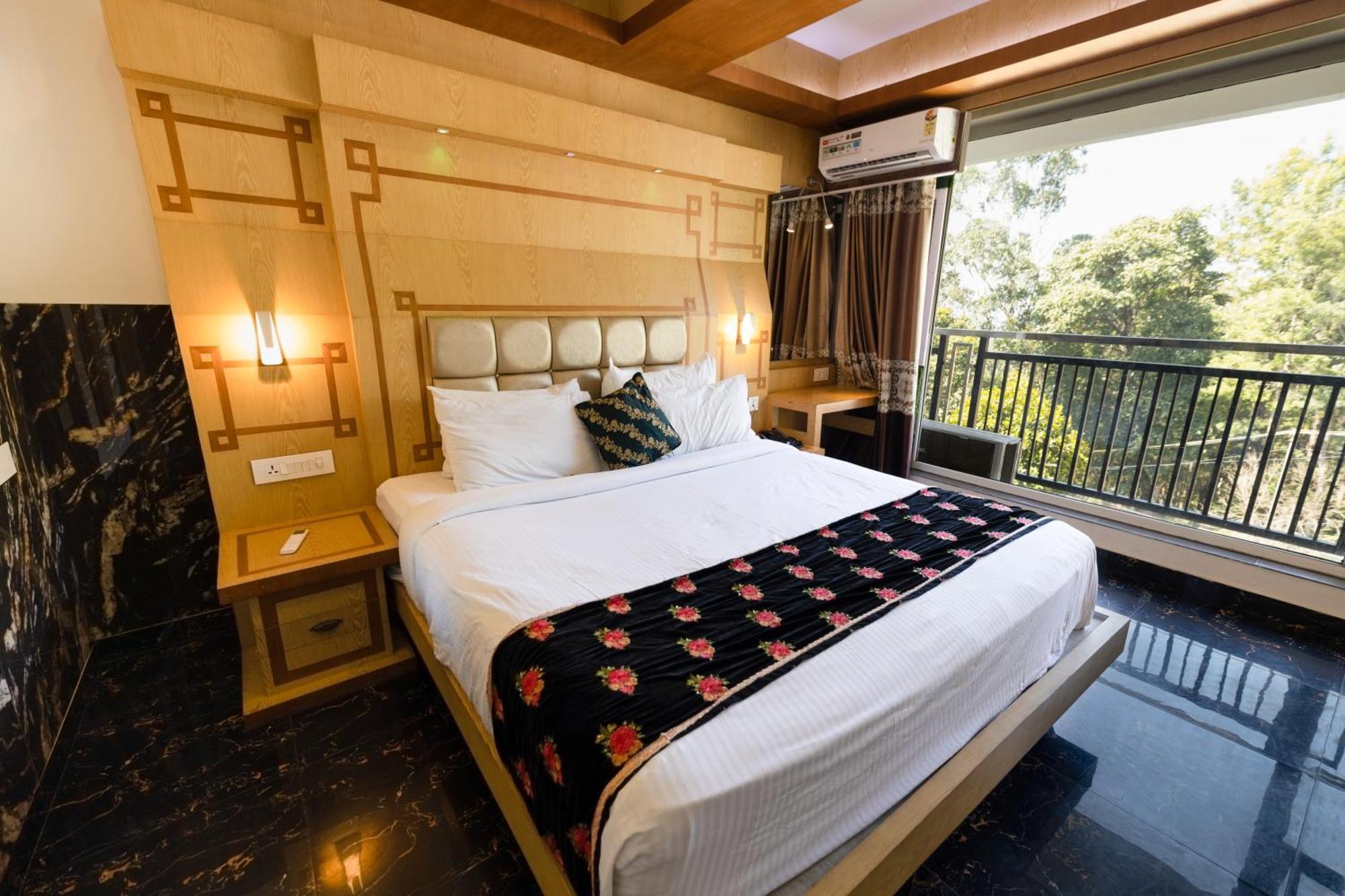Parakkat Nature Resort Munnar Extérieur photo